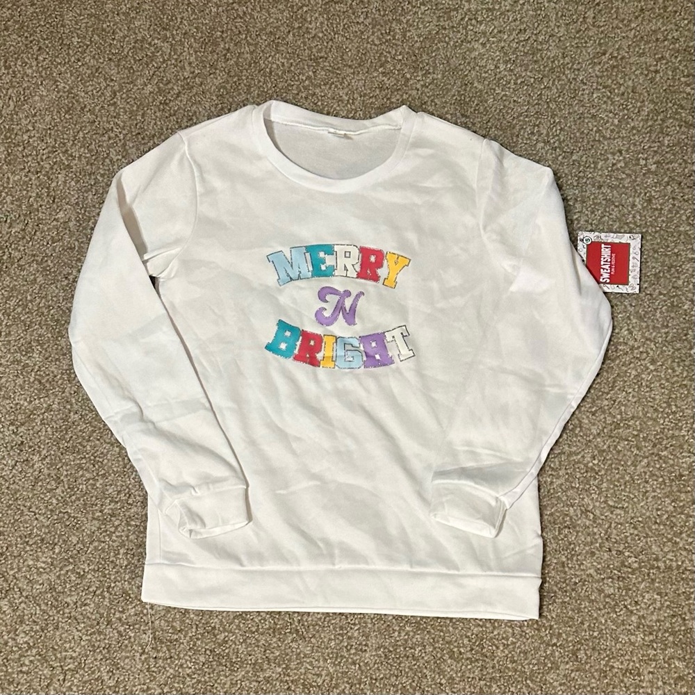 🆕 NWT Holiday Sweater